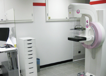 Nuovo mammografo digitale con Tomosintesi