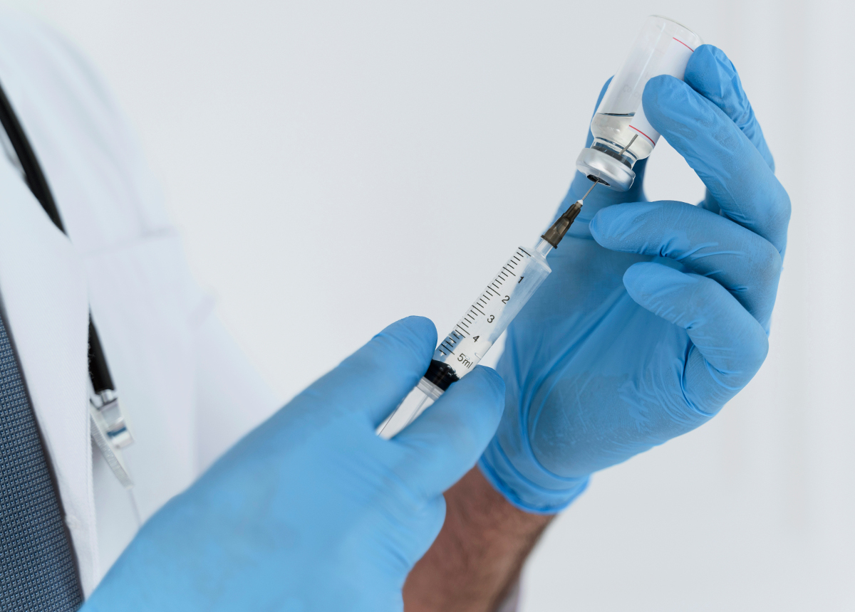 Vaccino anti-polmonite: prezioso per gli over