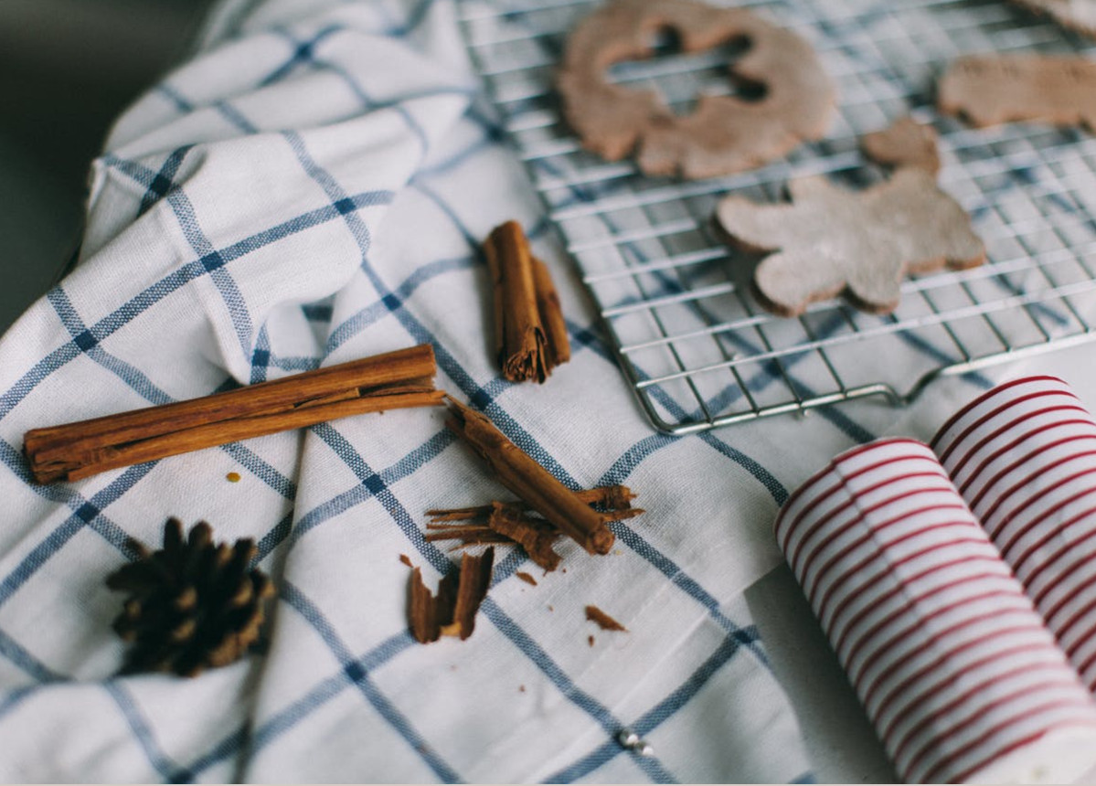 Ricette di Natale da fare con i bambini: piccoli momenti di benessere e creatività in cucina