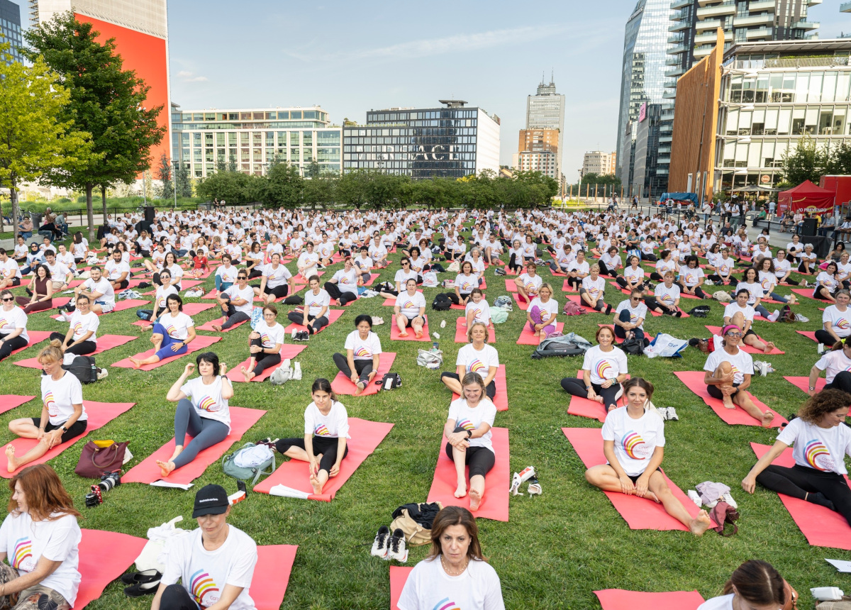 Cancer Survivors Day: yoga, vita e presenza